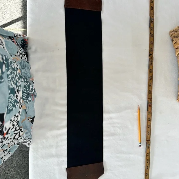 Brown and Black Leather belt size L - Picture 7 of 8